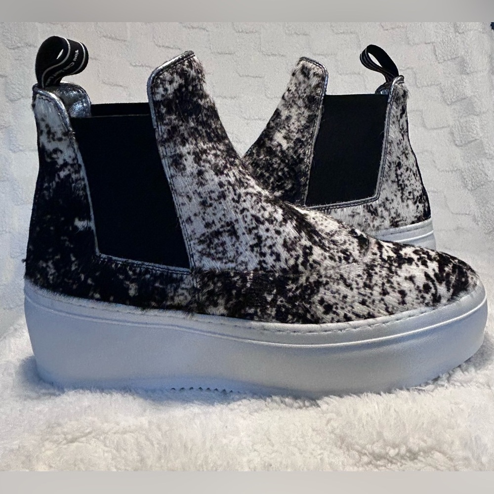 P448 Lucy Calf Hair High Top Platform Pull On Sneaker Size 37 - Picture 1 of 8
